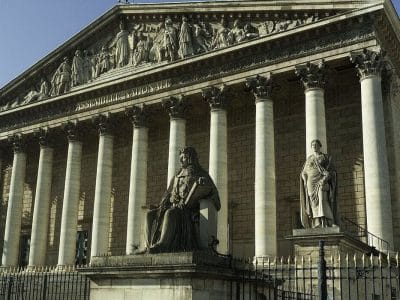 projet de loi anticorruption déposé par le député Raphaël Gauvain pour renforcer la lutte anticorruption