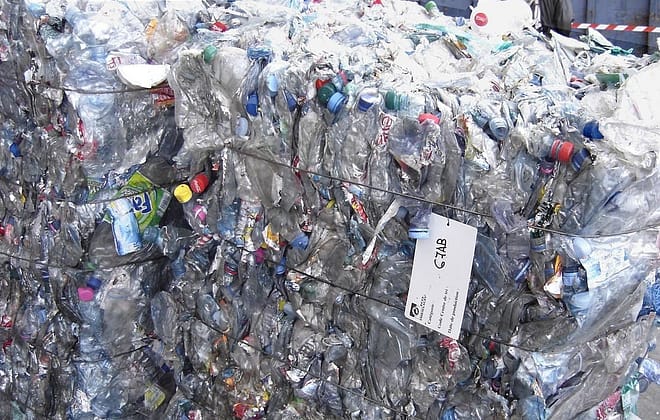 enquête de fraude et corruption industrie du recyclage du plastique britanique UK Bribery Act
